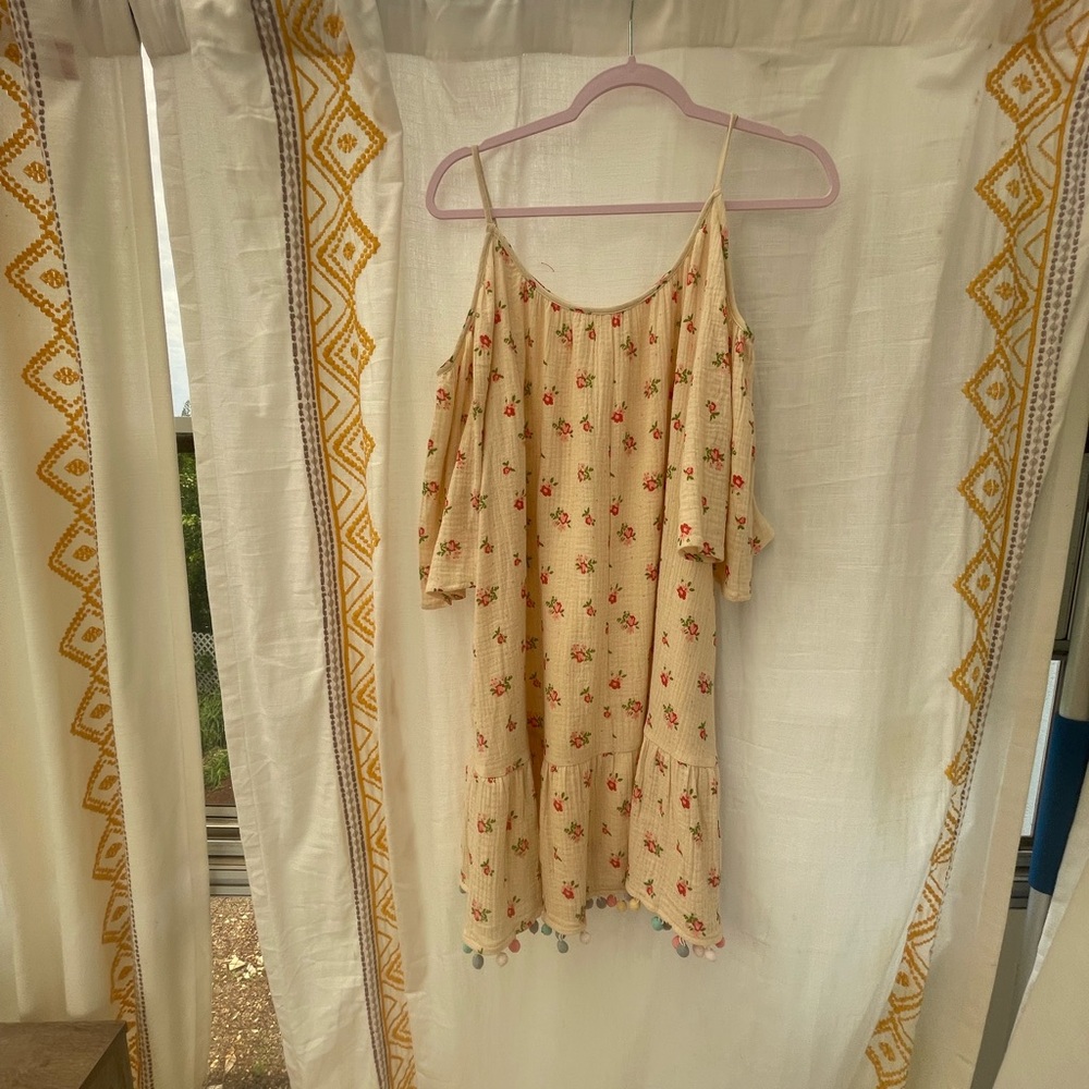 Easel Cream Floral Dress